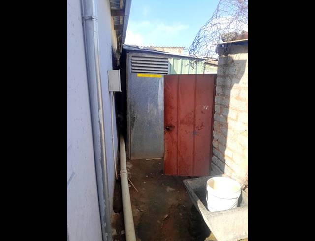 4 BEDROOM HOUSE FOR SALE IN KAGISO